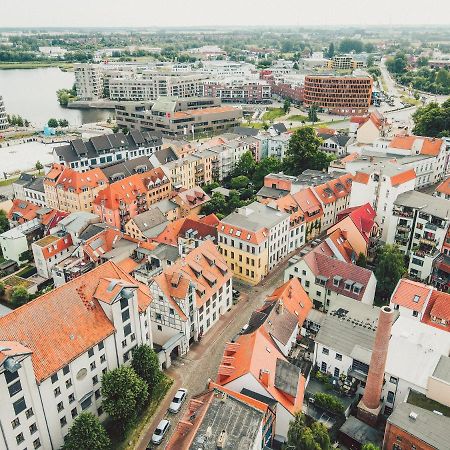 Lieblingsapartment No.10 Mit 2 Schlafzimmern Und Eigener Terrasse Rostock Extérieur photo